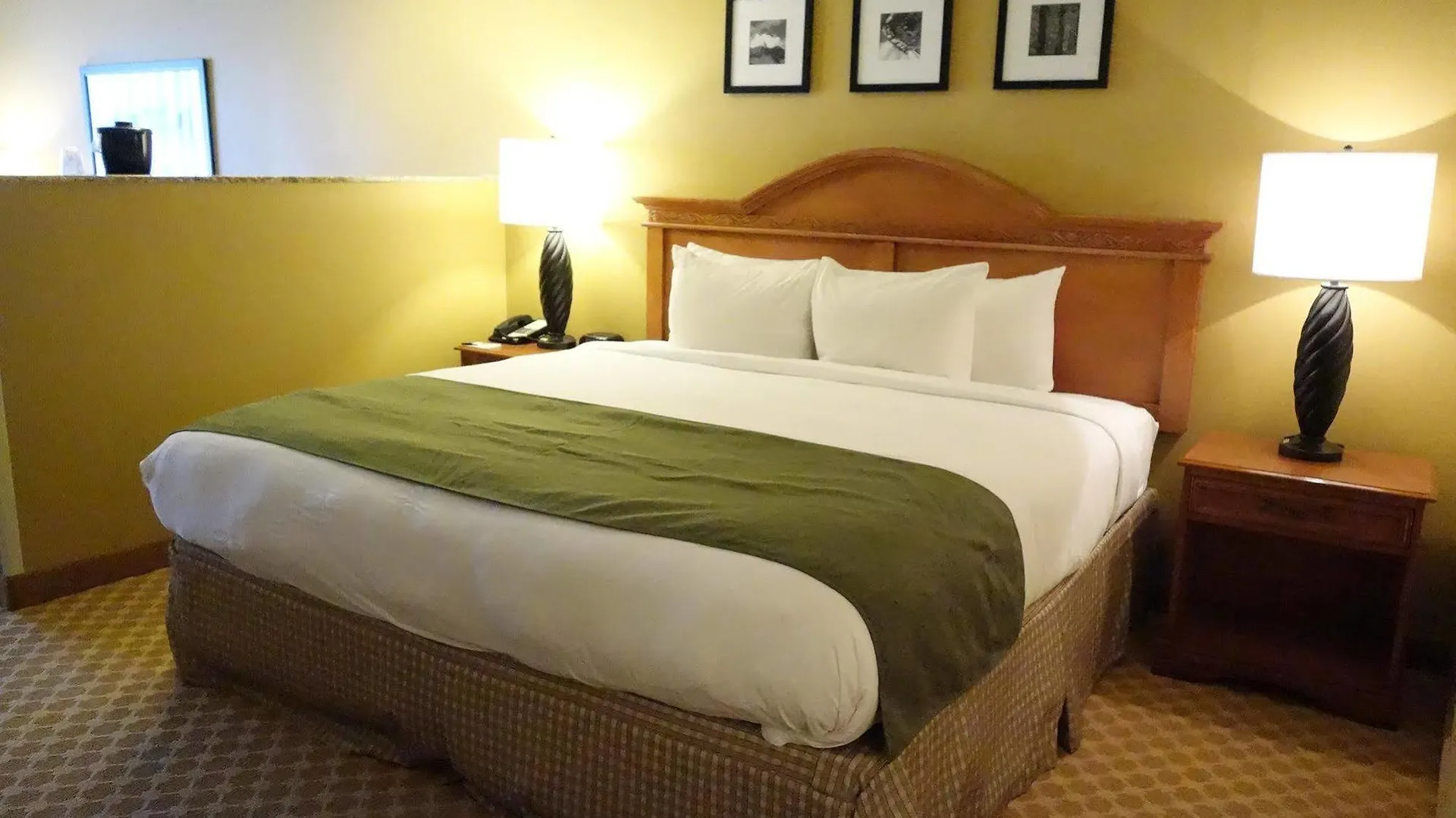*** Hotel Country Inn & Suites By Radisson, Portland International Airport, Or United States